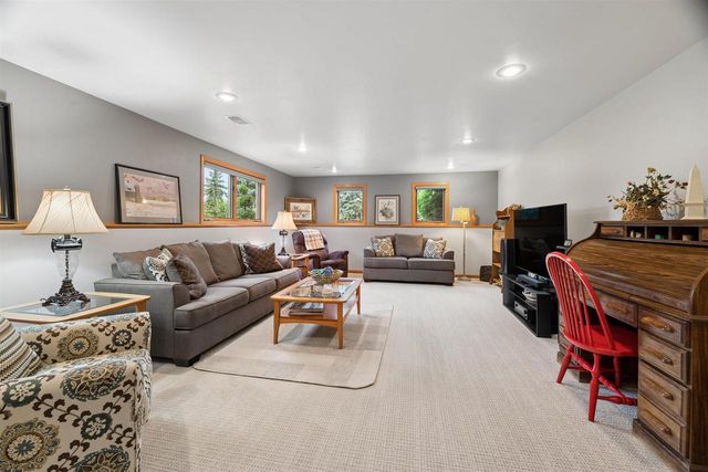 2855 FREEDOM ROAD, De Pere, WI 54115