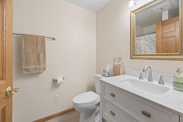 2855 FREEDOM ROAD, De Pere, WI 54115