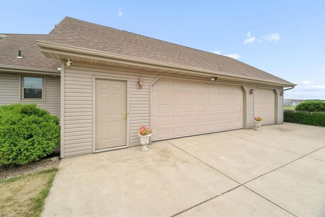 2855 FREEDOM ROAD, De Pere, WI 54115