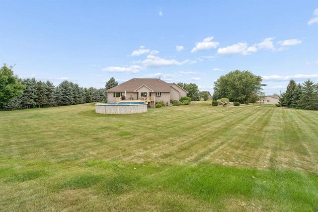 2855 FREEDOM ROAD, De Pere, WI 54115
