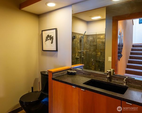 2000 Bayshore Road, Lopez Island, WA 98261
