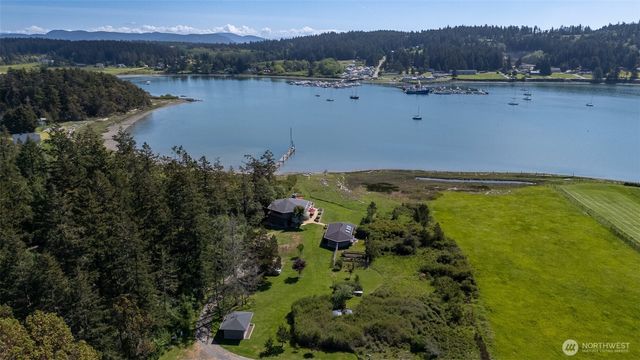 2000 Bayshore Road, Lopez Island, WA 98261