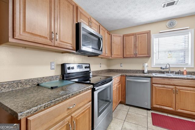 701 Muirfield Drive, Winder, GA 30680