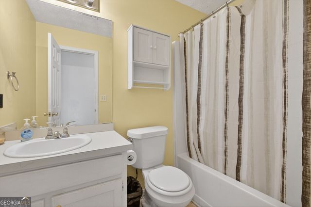 701 Muirfield Drive, Winder, GA 30680