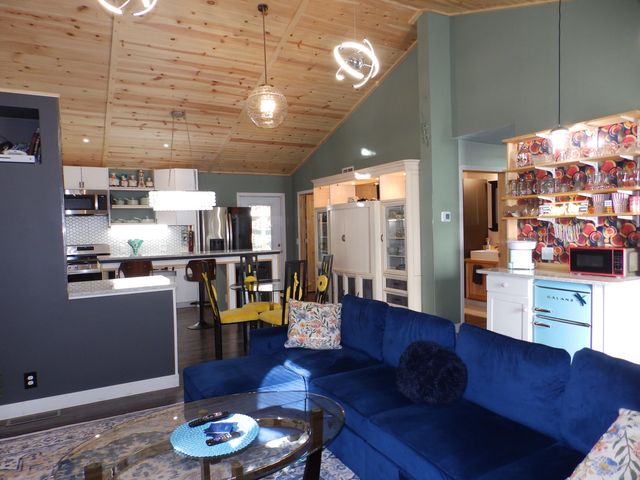 1870 Kassuba Road, Gaylord, MI 49735