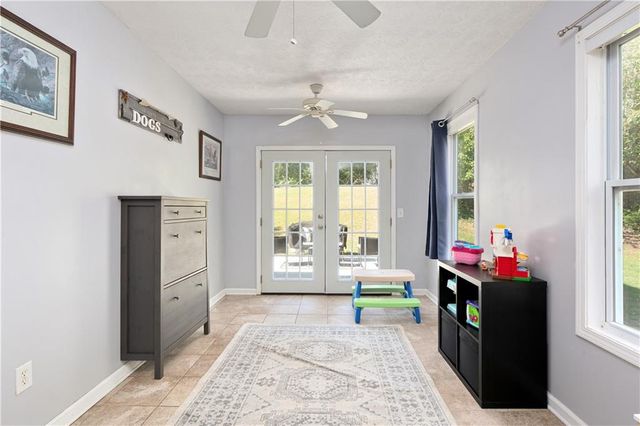 1520 Smoke Hill Drive, Hoschton, GA 30548