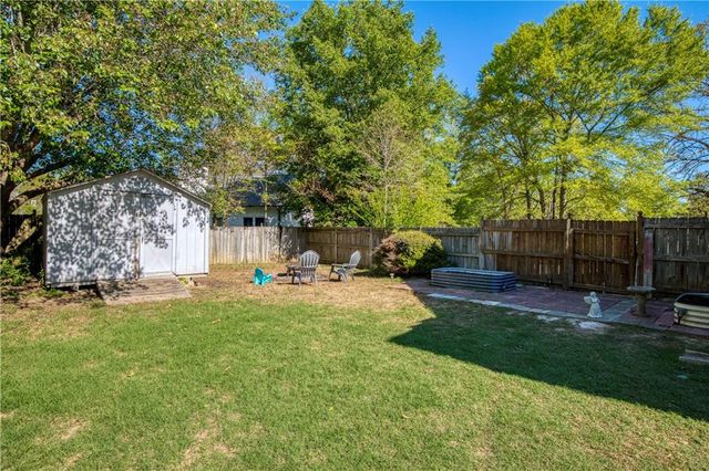 1520 Smoke Hill Drive, Hoschton, GA 30548