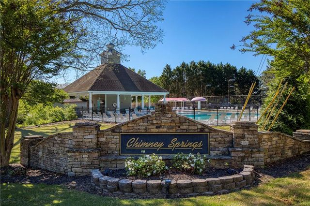 1520 Smoke Hill Drive, Hoschton, GA 30548