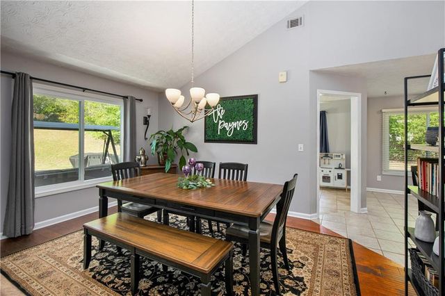 1520 Smoke Hill Drive, Hoschton, GA 30548