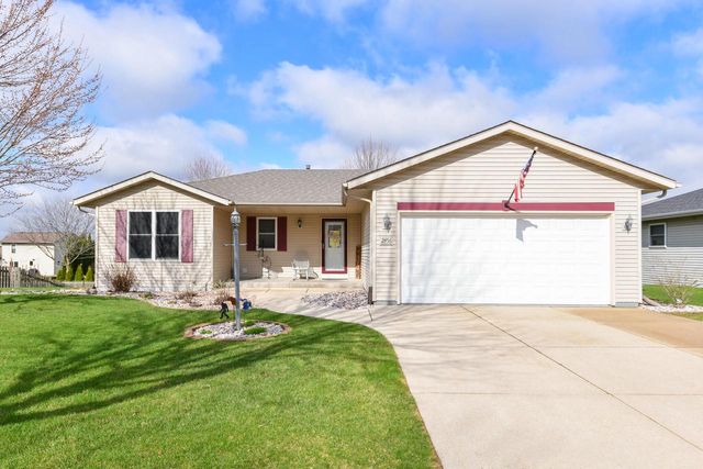2456 Emslie DRIVE, Waukesha, WI 53188