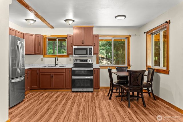 15 Howerton Road, Twisp, WA 98856