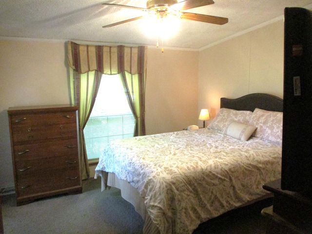 11276 N 500 W, Wheatfield, IN 46392