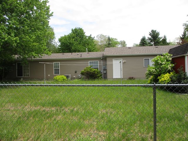 11276 N 500 W, Wheatfield, IN 46392