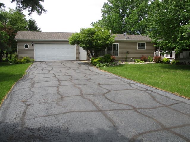 11276 N 500 W, Wheatfield, IN 46392