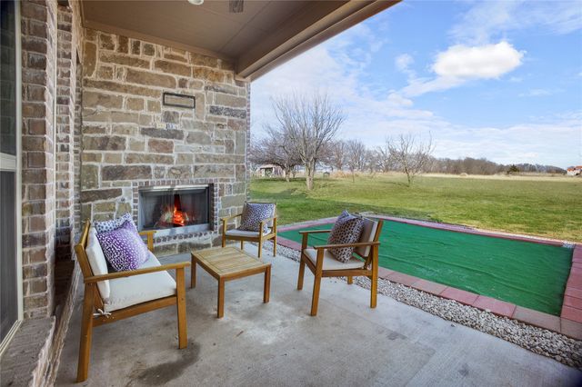 631 N King Road, Fate, TX 75189