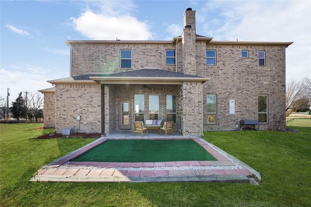 631 N King Road, Fate, TX 75189