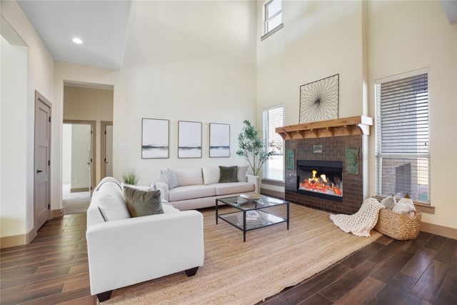 631 N King Road, Fate, TX 75189