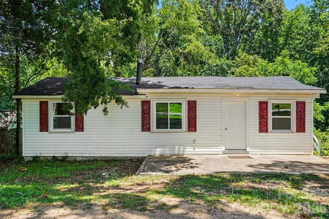 8232 Starnes Randall Road, Charlotte, NC 28215