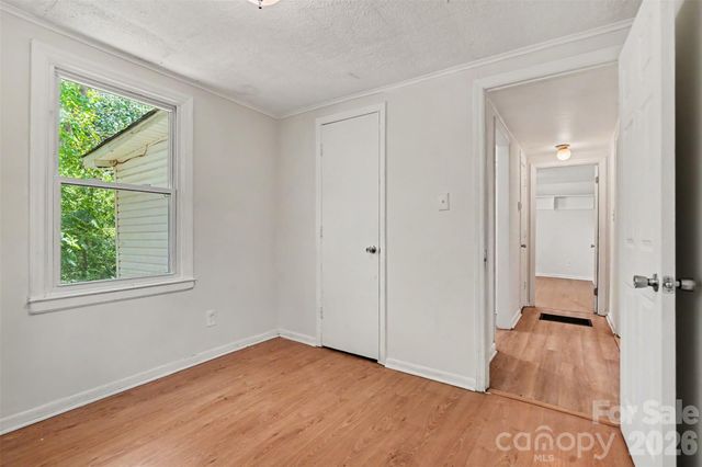 8232 Starnes Randall Road, Charlotte, NC 28215