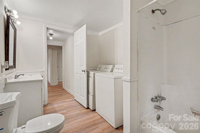 8232 Starnes Randall Road, Charlotte, NC 28215