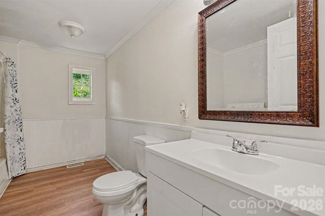 8232 Starnes Randall Road, Charlotte, NC 28215