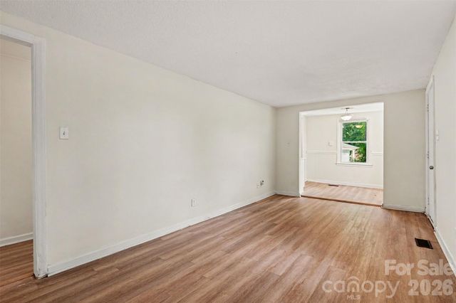 8232 Starnes Randall Road, Charlotte, NC 28215