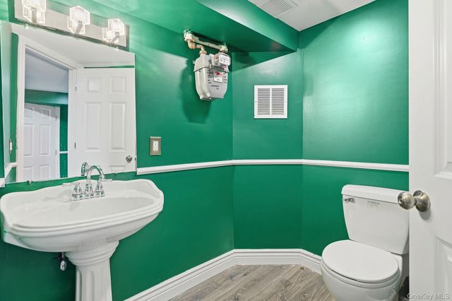 14 Dunnings Drive, Tarrytown, NY 10591