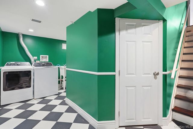 14 Dunnings Drive, Tarrytown, NY 10591