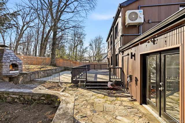 14 Dunnings Drive, Tarrytown, NY 10591