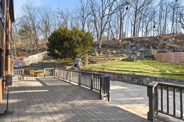 14 Dunnings Drive, Tarrytown, NY 10591