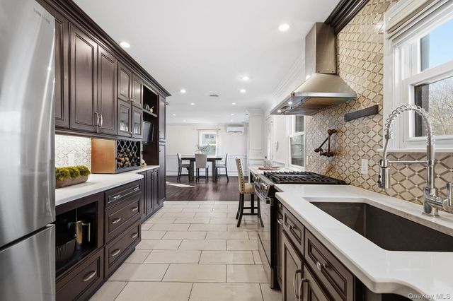 14 Dunnings Drive, Tarrytown, NY 10591