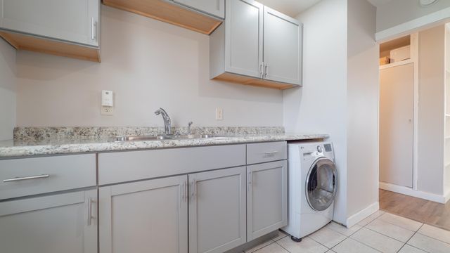 6707 Olcott Avenue, Hammond, IN 46323