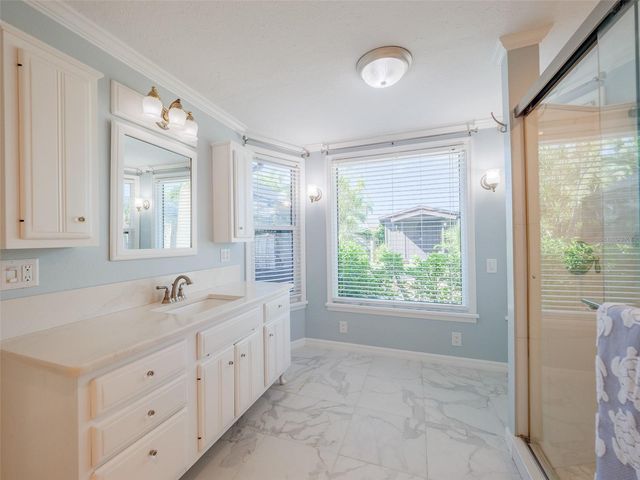 2410 RIVERSIDE DRIVE E, Bradenton, FL 34208