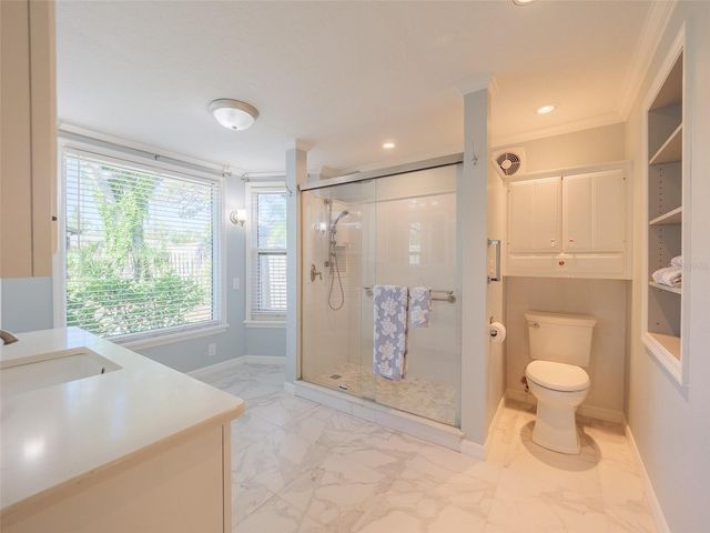 2410 RIVERSIDE DRIVE E, Bradenton, FL 34208