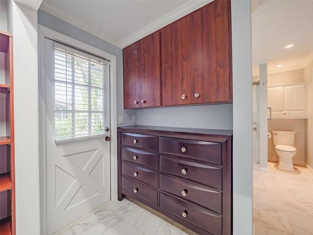 2410 RIVERSIDE DRIVE E, Bradenton, FL 34208