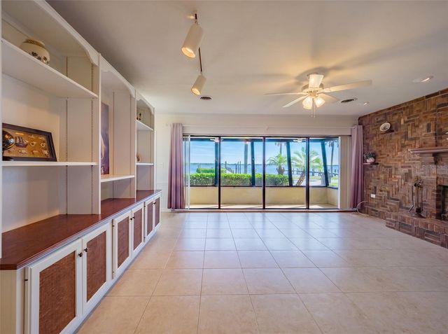 2410 RIVERSIDE DRIVE E, Bradenton, FL 34208