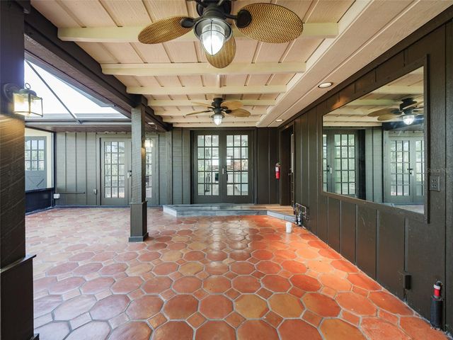 2410 RIVERSIDE DRIVE E, Bradenton, FL 34208