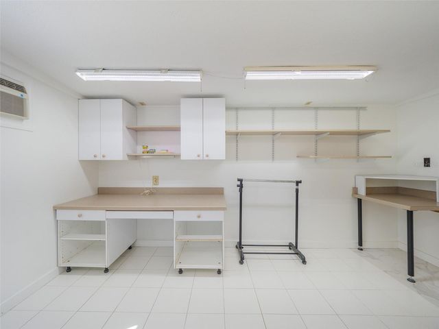 2410 RIVERSIDE DRIVE E, Bradenton, FL 34208
