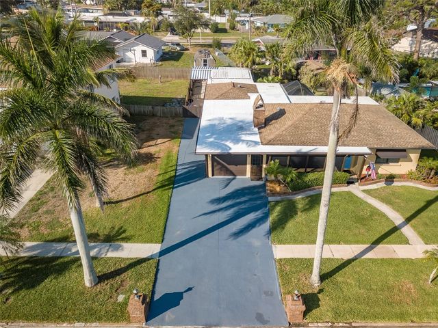 2410 RIVERSIDE DRIVE E, Bradenton, FL 34208