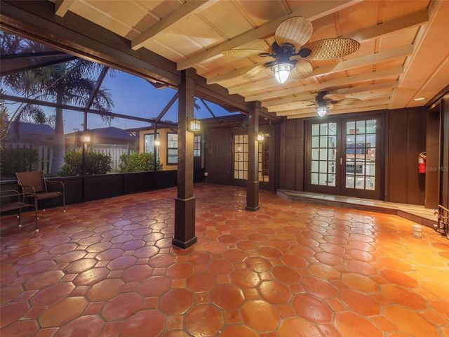 2410 RIVERSIDE DRIVE E, Bradenton, FL 34208