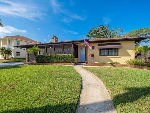 2410 RIVERSIDE DRIVE E, Bradenton, FL 34208