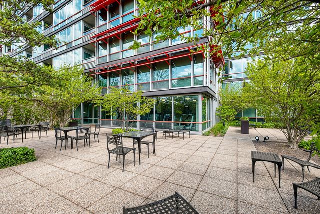 800 Elgin Road PH19, Evanston, IL 60201