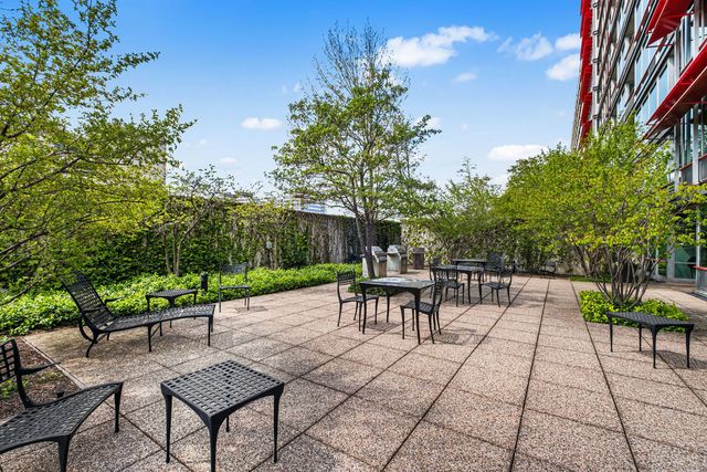 800 Elgin Road PH19, Evanston, IL 60201