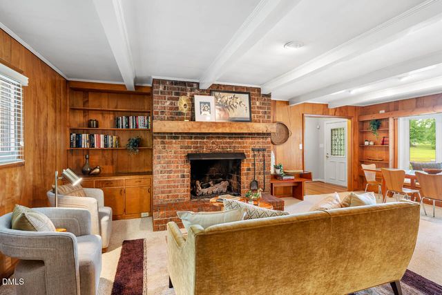 101 Ray Road, Chapel Hill, NC 27516