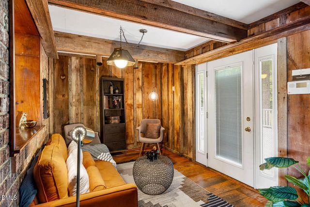 101 Ray Road, Chapel Hill, NC 27516