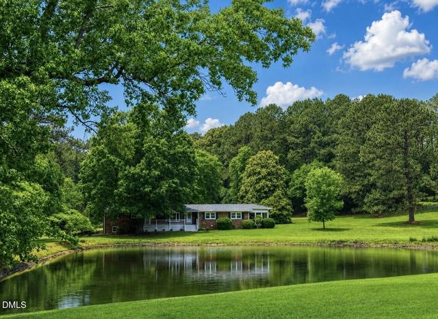 101 Ray Road, Chapel Hill, NC 27516