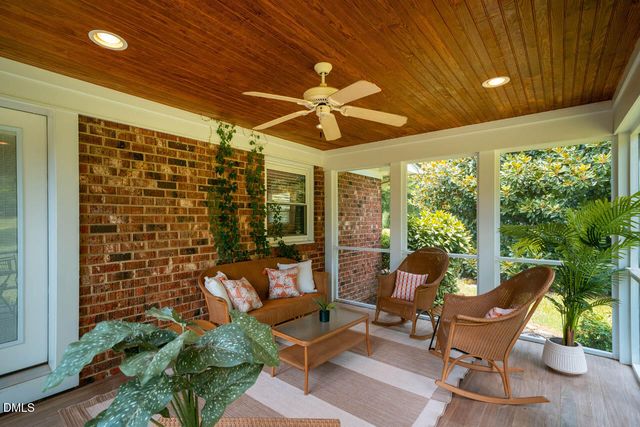 101 Ray Road, Chapel Hill, NC 27516