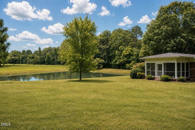 101 Ray Road, Chapel Hill, NC 27516