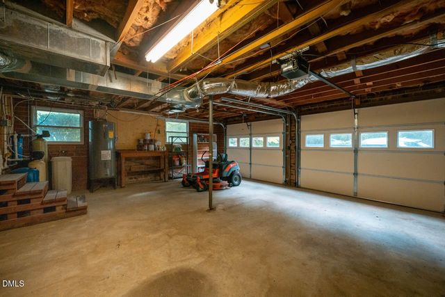 101 Ray Road, Chapel Hill, NC 27516
