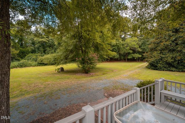 101 Ray Road, Chapel Hill, NC 27516